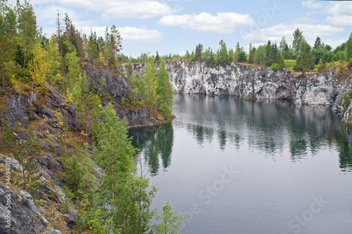 Fototapeta Naklejka Na Ścianę i Meble -  Marble canyon in Karelia