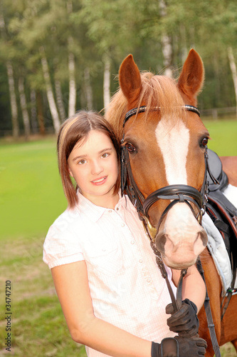 Mädchen und ihr Pony © Kathrin39