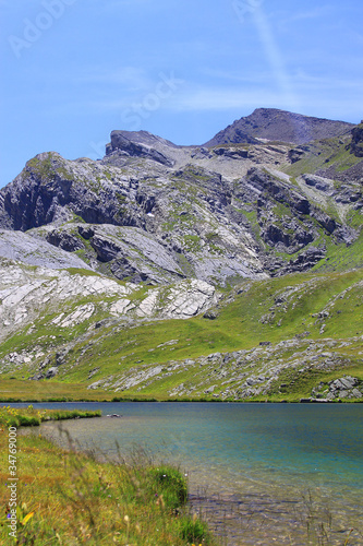 lac de montagne