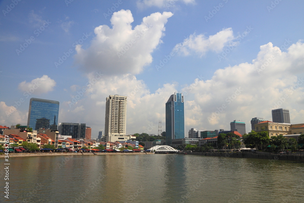 Landscape building and cloud of Singapore river.