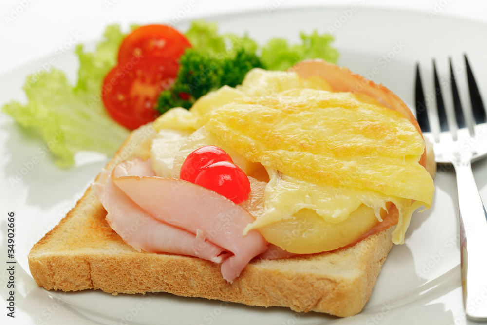 Toast Hawaii StockFoto Adobe Stock