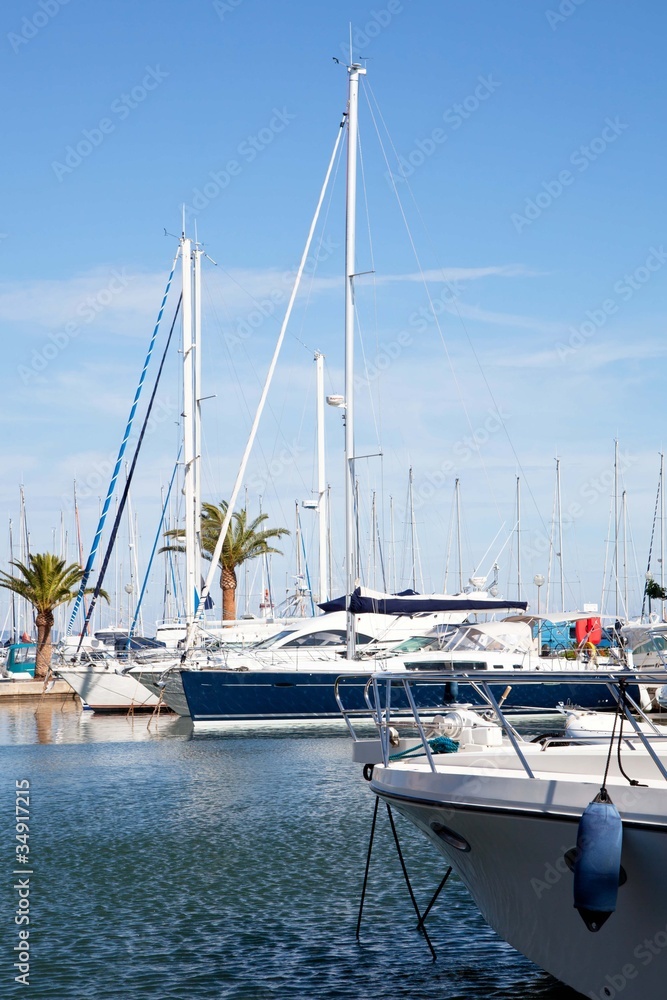 Yachthafen in Hyéres an der Cote d' Azur
