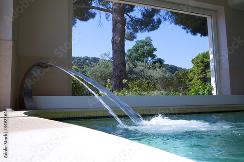 Finestra di piscina interna