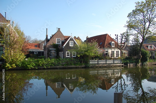 Maison typique sur le canale, Edam, Pays-Bas