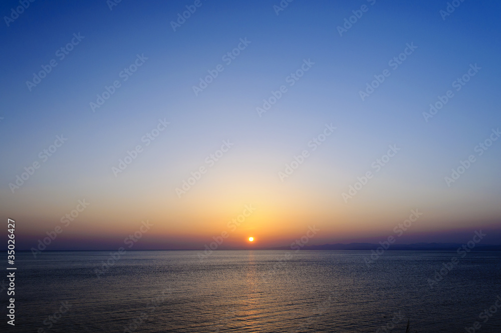 陸奥湾の夕陽