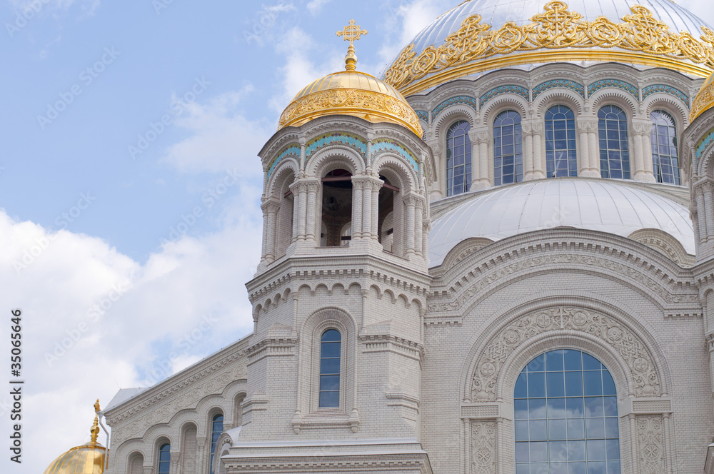 Fototapeta premium Naval cathedral in Kronshtadt, Russia