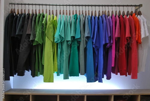 tshirts rainbow © sebbito