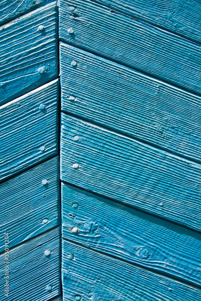Obraz premium blue wall of an old house