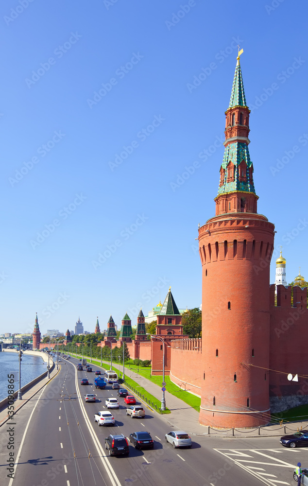 Fototapeta premium Towers in Moscow Kremlin