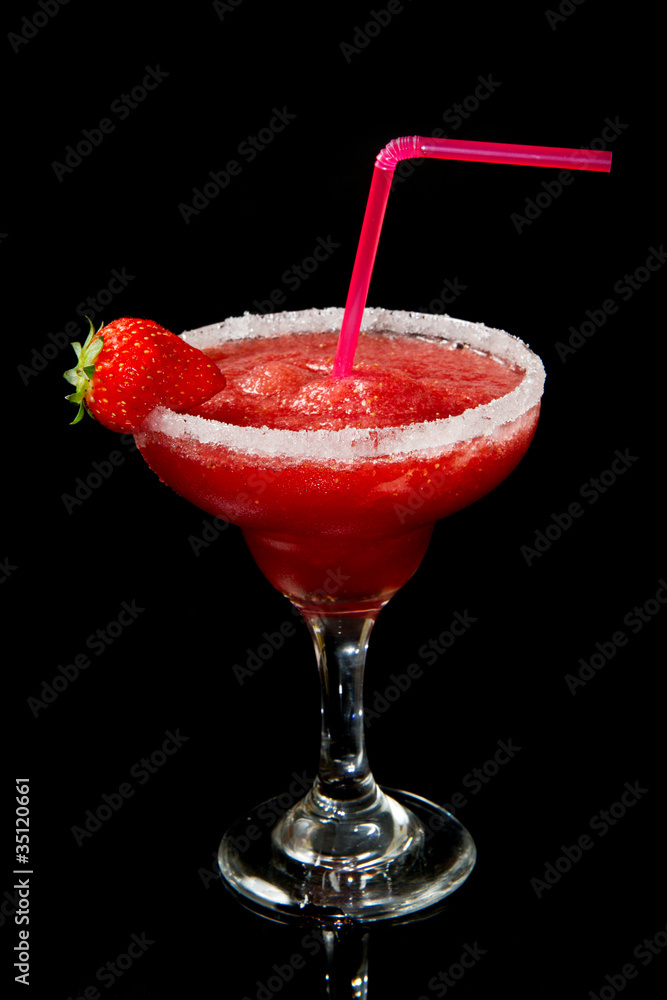 cocktail alla fragola cocktail alla fragola