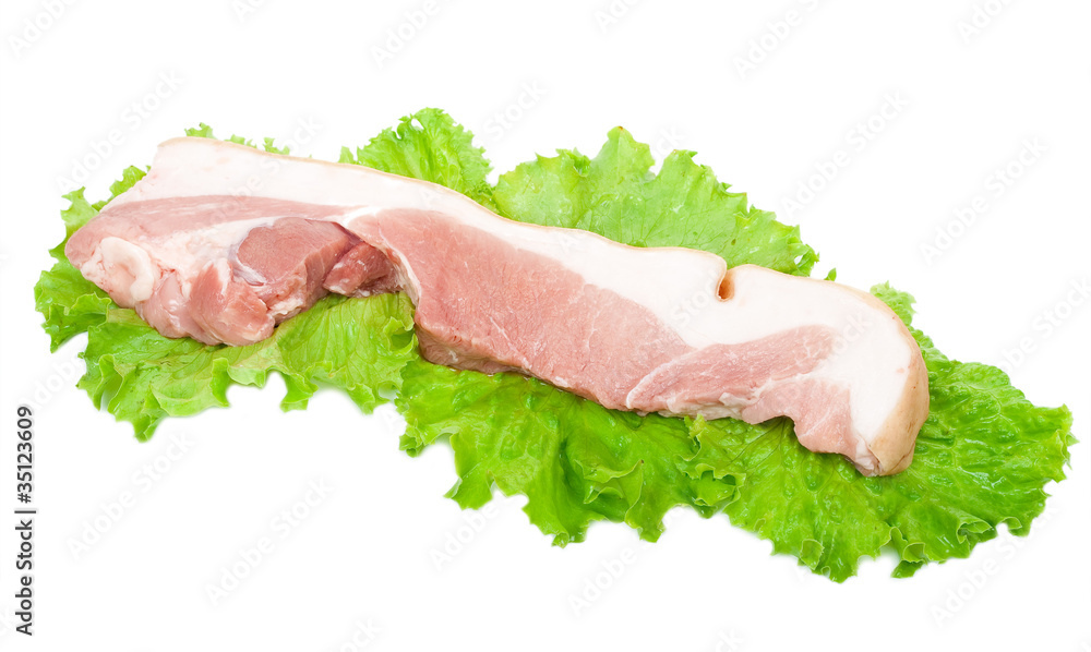 Raw pork with lettuce