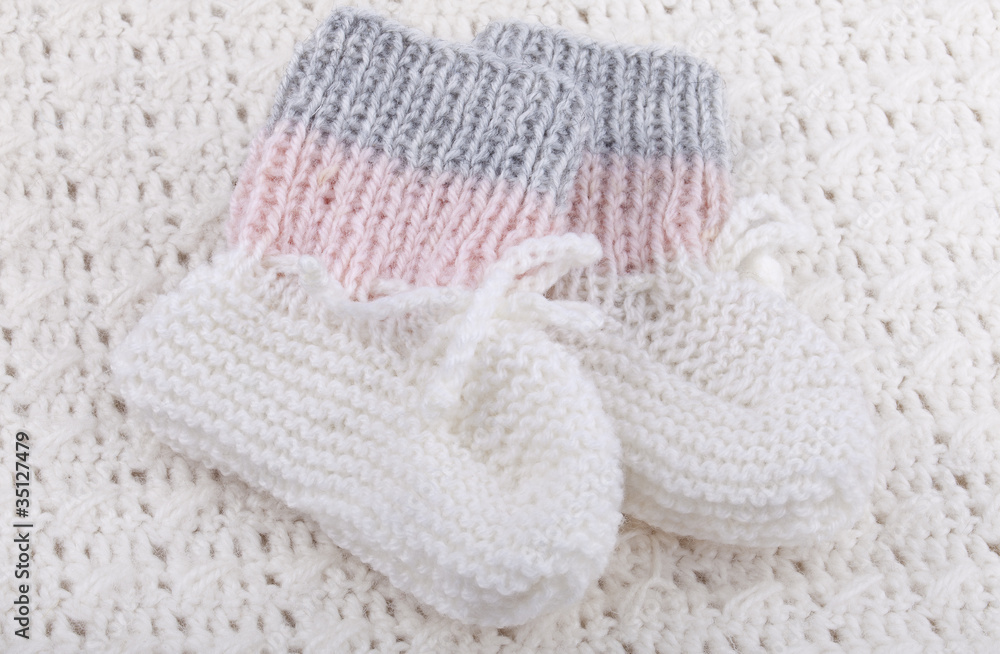 handgestrickte Babysocken handgestrickte Babysocken