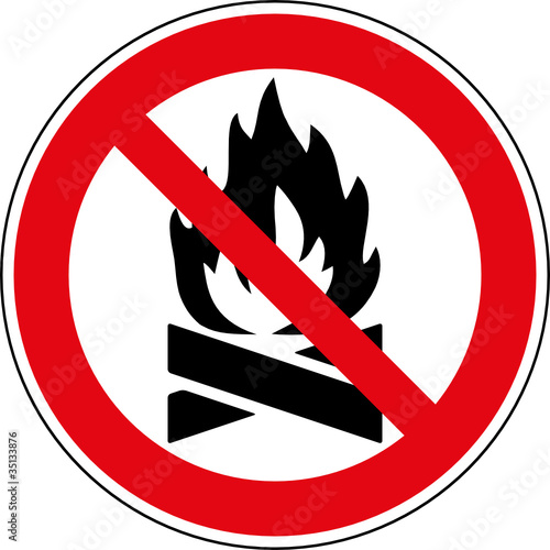Verbotsschild Kein offenes Feuer - Keine Feuerstelle