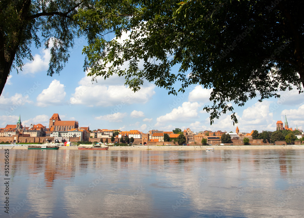 Obraz premium Panorama of Torun -Vistula river,Poland