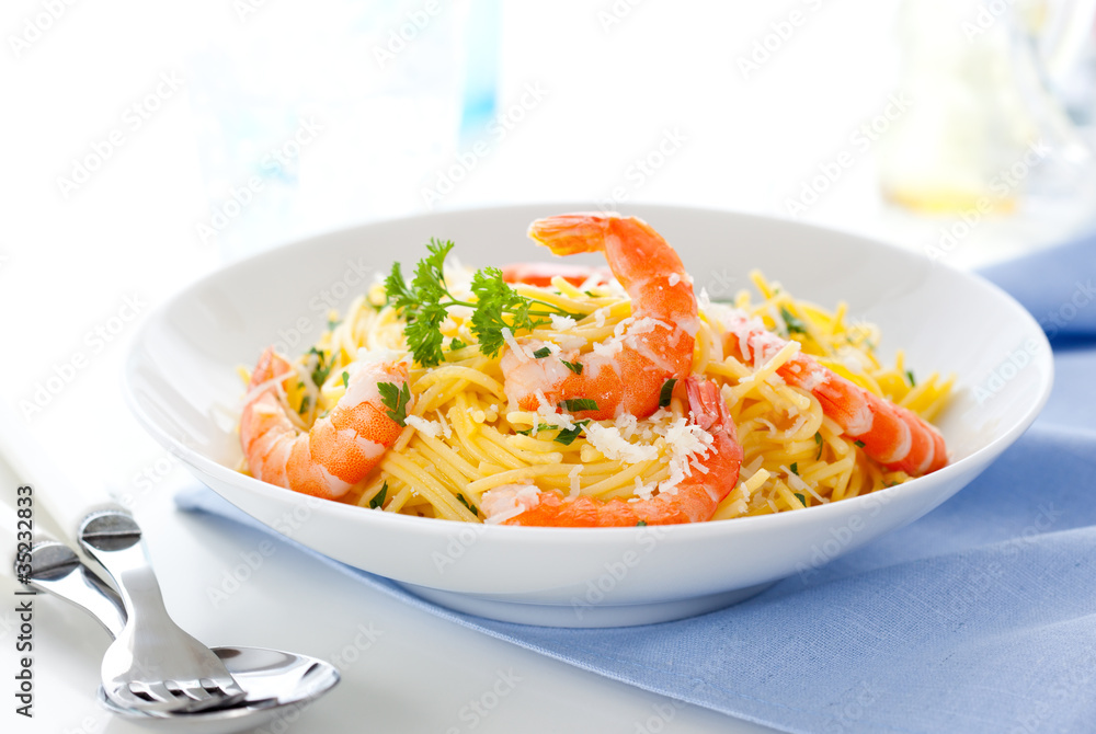 Spaghetti with prawns Spaghetti with prawns