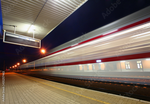 Train moving in station © TTstudio