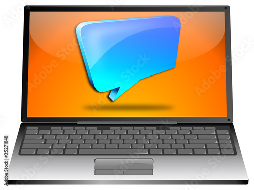 Laptop mit Sprechblase