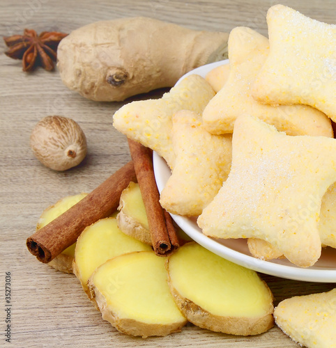 Cookies with spices