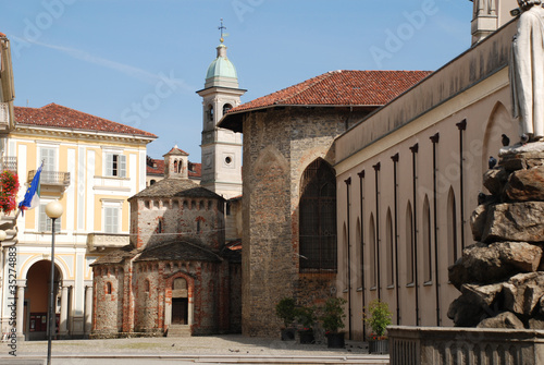 Tableau sur toile Battistero - Biella
