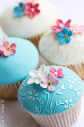Tapety artystyczne Wedding cupcakes