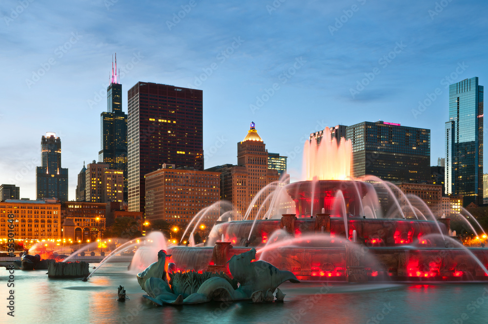 Obraz premium Buckingham Fountain in Grant Park, Chicago