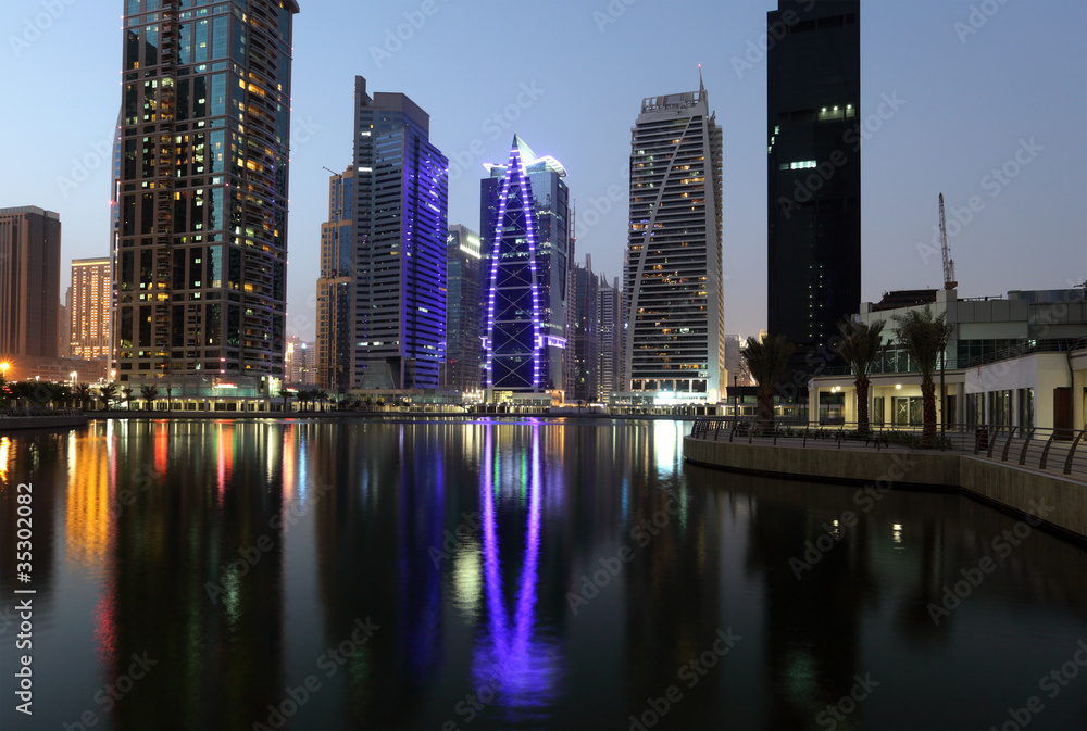 Naklejka premium Jumeirah Lake Towers at night. Dubai, UAE