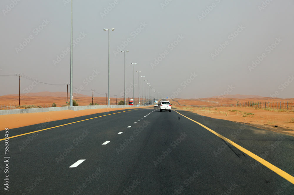 Fototapeta premium Desert Highway in Dubai, United Arab Emirates