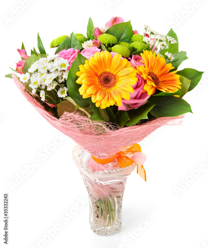 Fototapeta Naklejka Na Ścianę i Meble -  Bright bouquet isolated on white