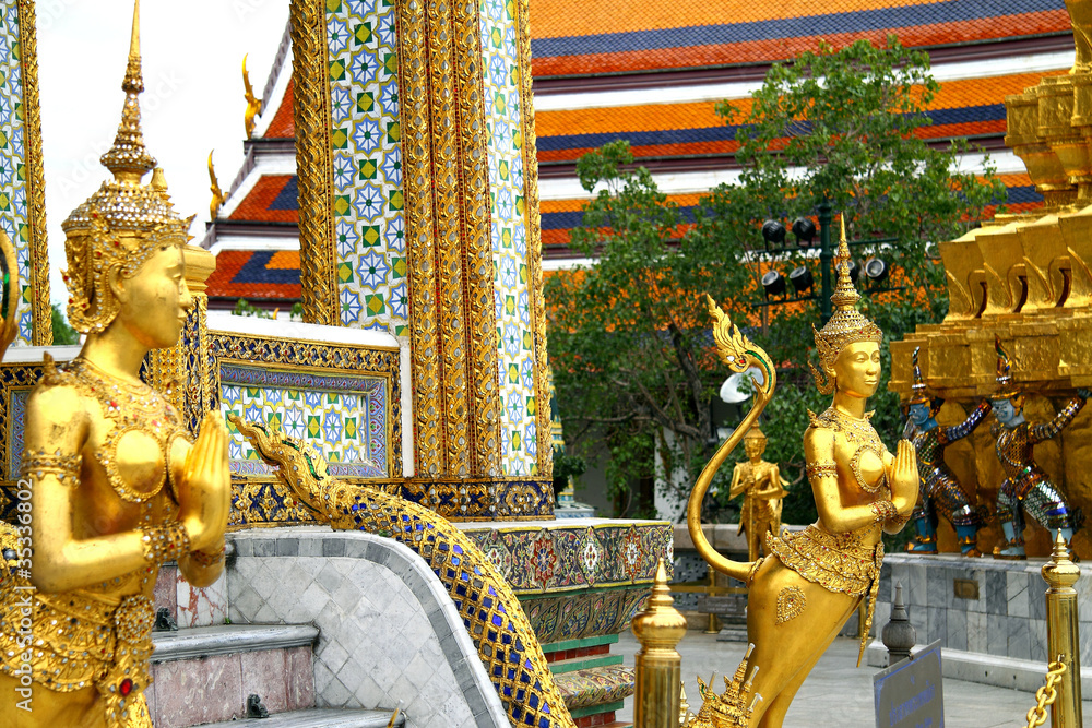 Fototapeta premium welcom whit two Kinnari