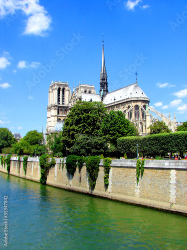 notre dame de paris, and river Seine