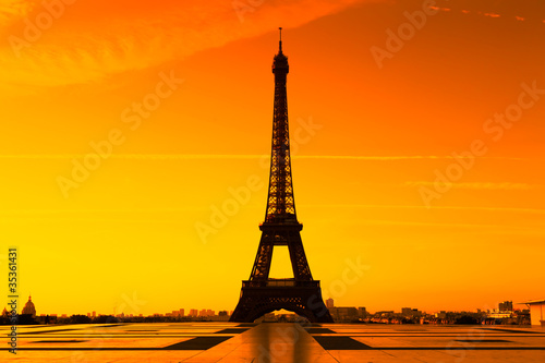 Eiffelturm, Paris © INTERPIXELS