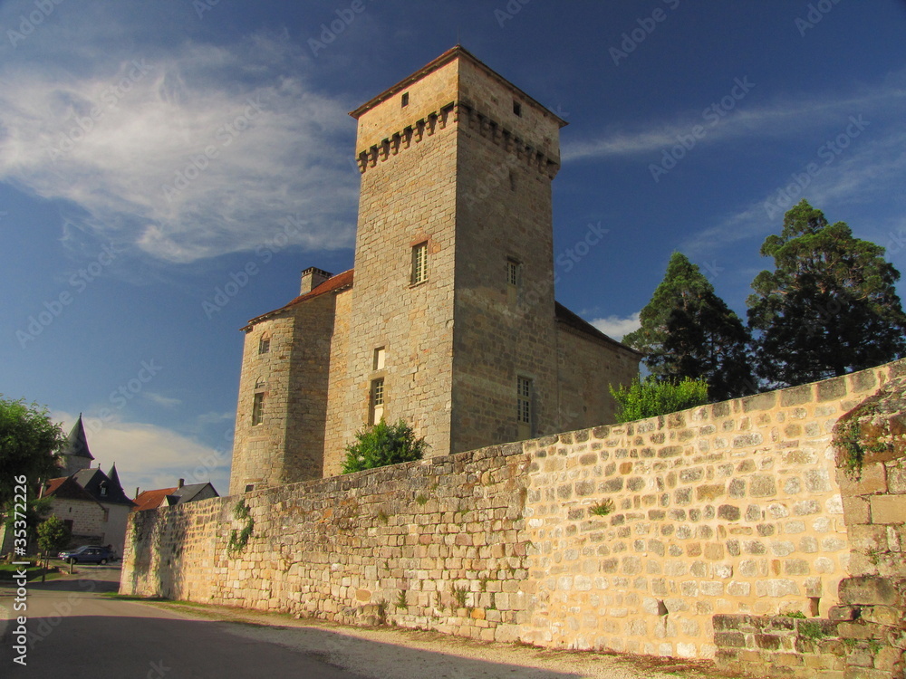 Fortifications de Curemonte ; Limousin ; Quercy ; Périgord Fortifications de Curemonte ; Limousin ; Quercy ; Périgord