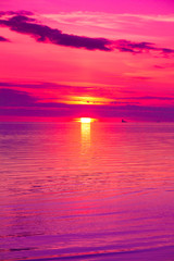 Leinwandbilder Rosa Twilight Panorama Beach  © alma_sacra