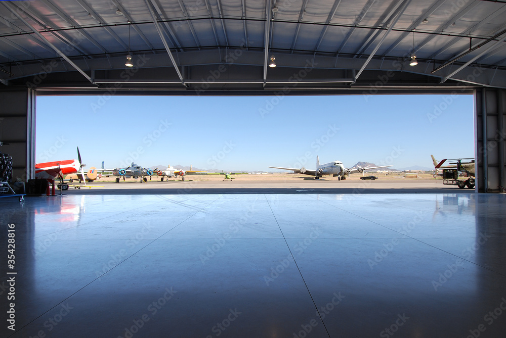 Obraz premium Wieszak na samolot