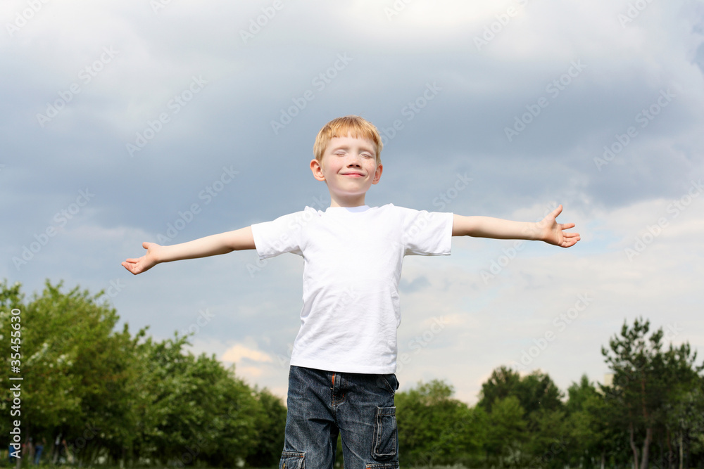 litlle boy outdoors litlle boy outdoors