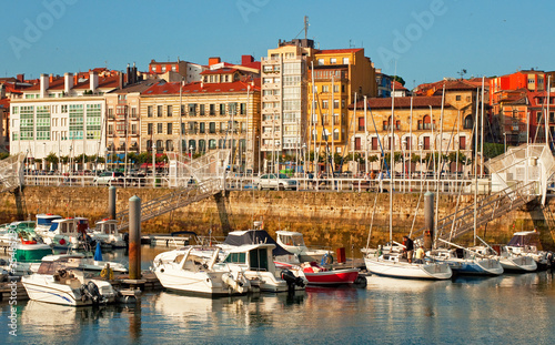 Nice harbor in Spain © Horváth Botond