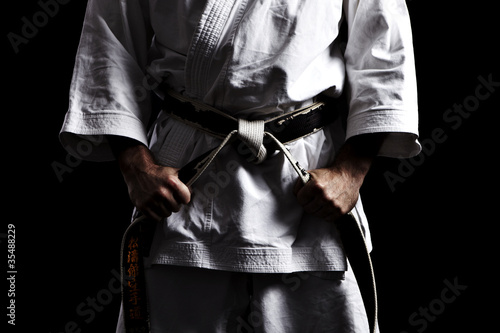 Karate, Schwarzgurt knoten vor schwarz 01 photo