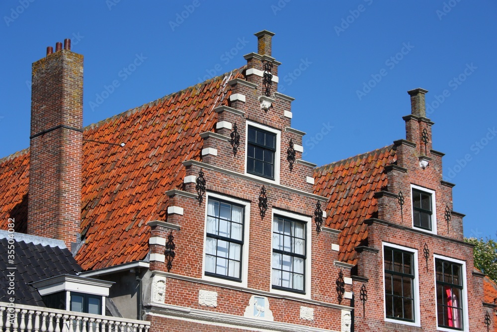 giebel von holländischen backsteinhäusern