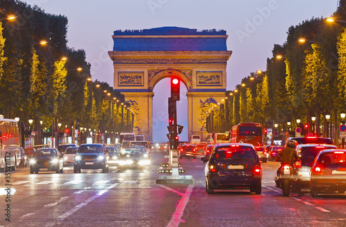 Arch of Triumph, Paris, France © sborisov