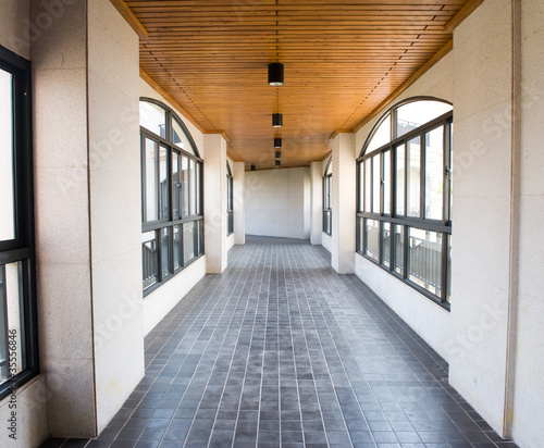 фотографія empty hall