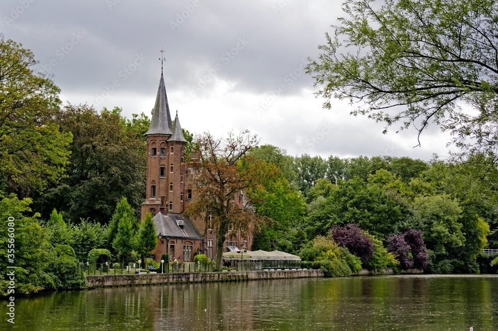 Minnewater Castle