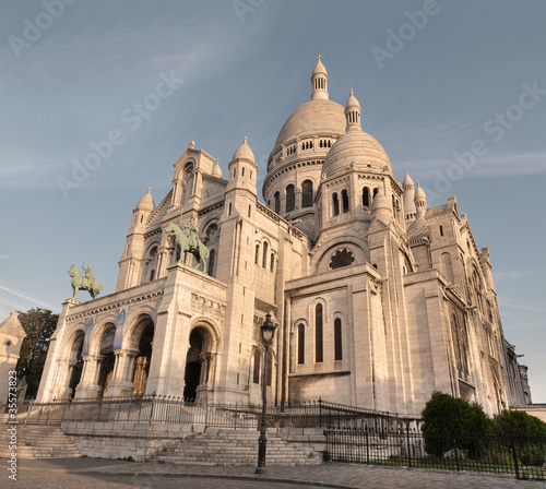 фотография Basilique du Sacre Coeur after Surise @ Montmartre, Paris