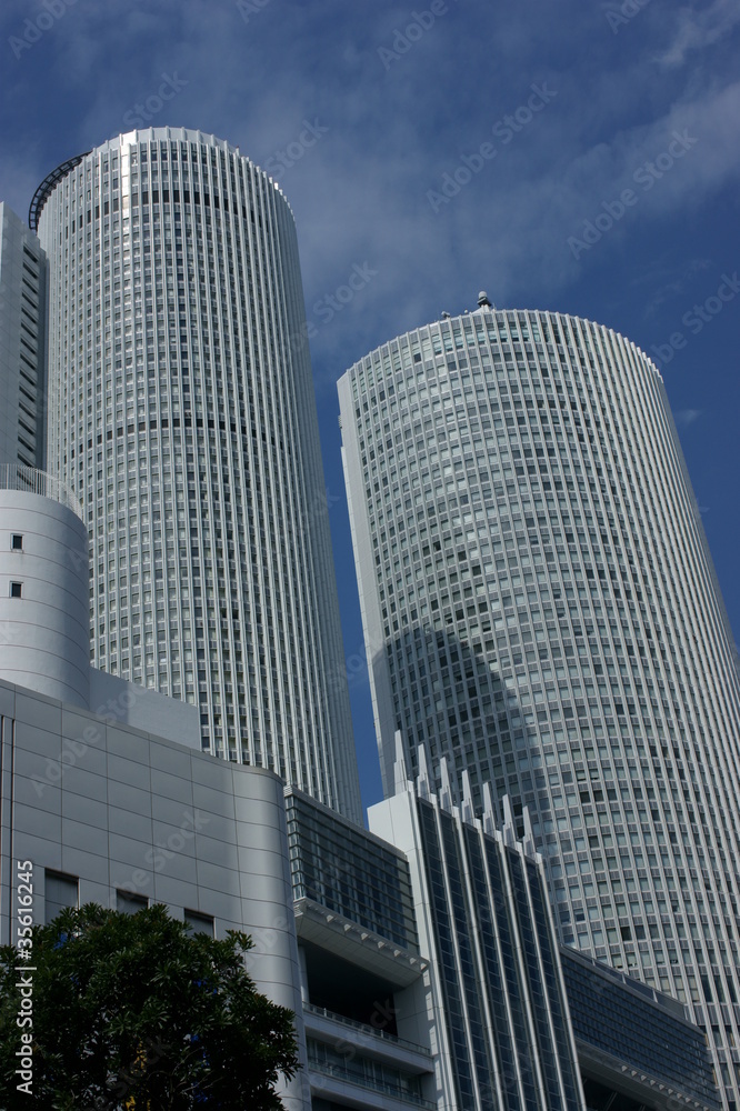 Naklejka premium 名古屋駅の高層ビル