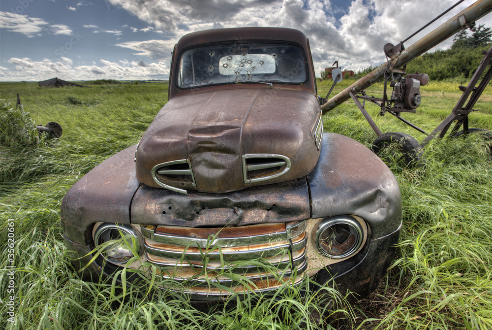 Fototapeta premium Vintage Farm Trucks