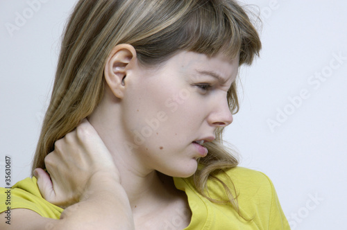 Femme douleur cervicale photo