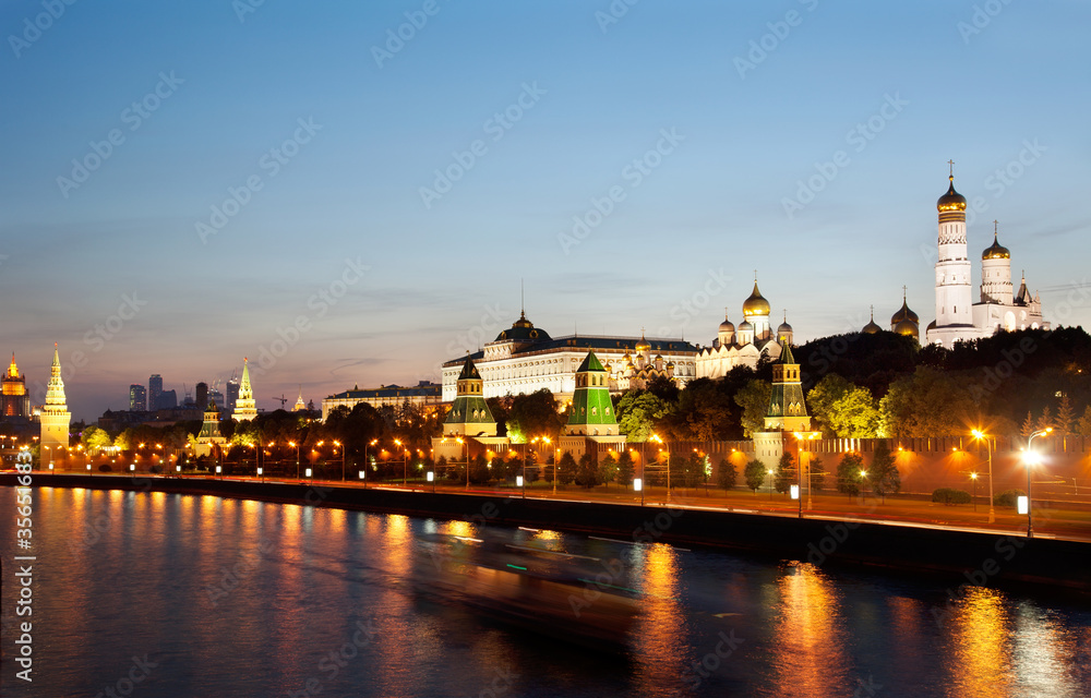 Russia, Moscow, night view of the Moskva River