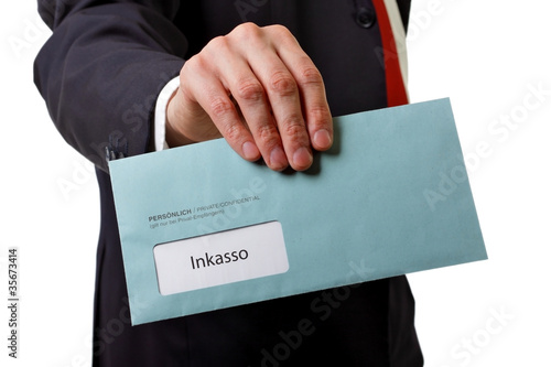 Mann droht mit Inkassoverfahren