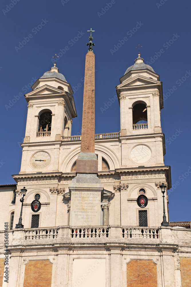 Fototapeta premium Eglise Trinité des Monts, place d'Espagne, Rome