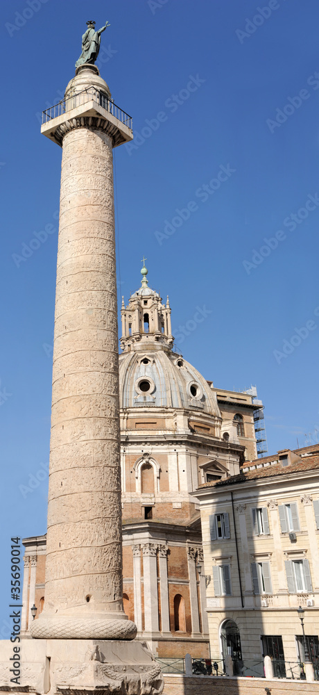 colone Trajan et église Sainte Marie de Lorette, Rome