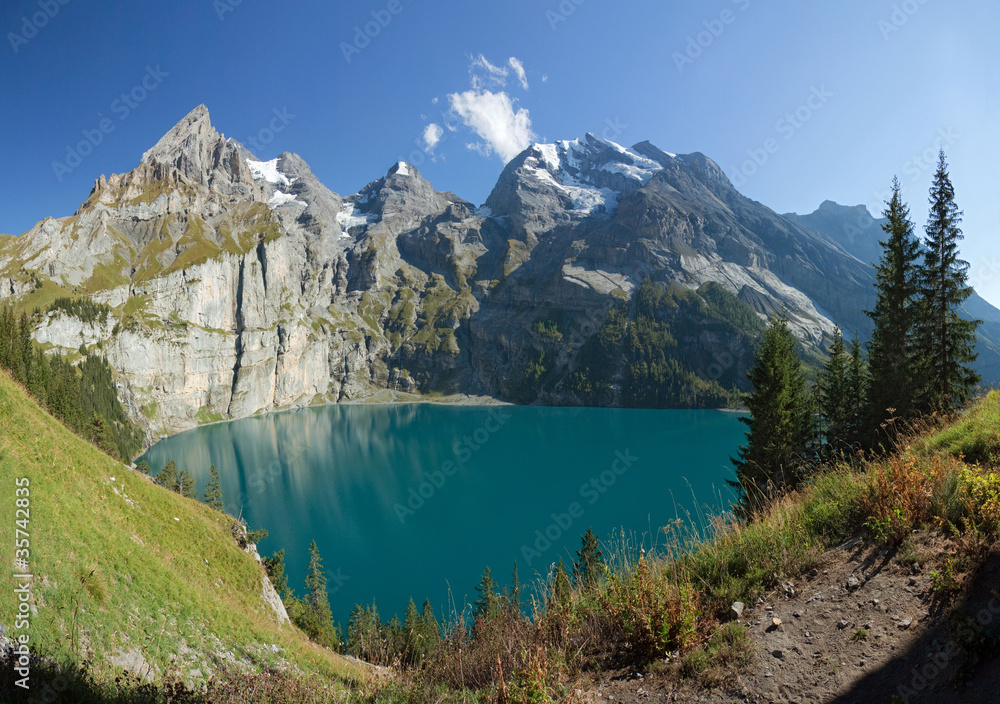 Am Oeschinensee